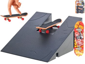 Skateboard 9,5cm kov s rampou na karte